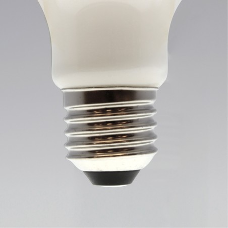Ampoule LED E27 A60 (8W)