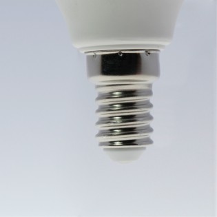 Ampoule LED E14 G45 (8W)