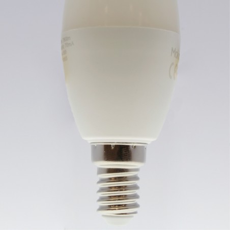 Ampoule LED E14 C37 (8W)