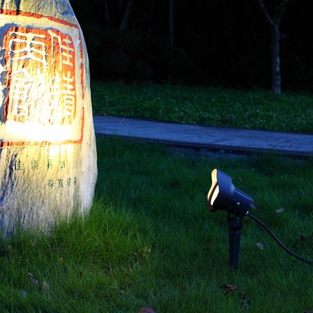 Spot Projecteur avec pioche á LED Cobra (6W)