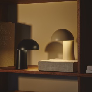 Lampe de table LED rechargeable Faye 3-Step Dim (3,7W)
