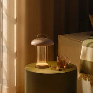 Lampe de table portable...