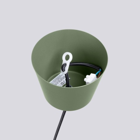 Suspension Male, vert