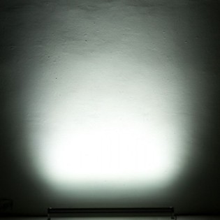 Projecteur mural 108W 8490Lm 3000ºK IP65 40.000H