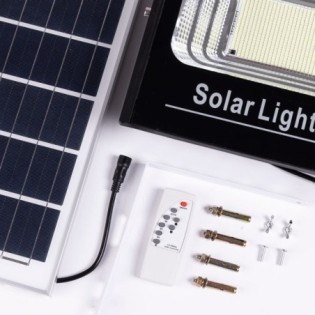 Projecteur LED solaire 200W 6500K avec panneau 6V/20W et batterie 3,2V/15000mAh