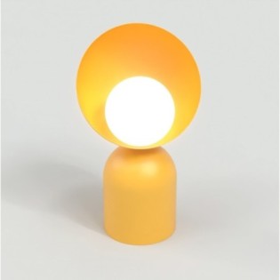 Lampe de table Elvia orange.