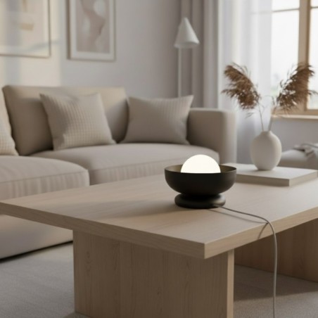 Lampe de table Fenko noire.