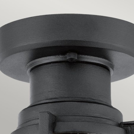 Piédestal extérieur Suri