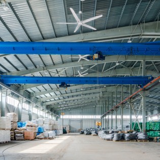 Ventilateur de plafond...