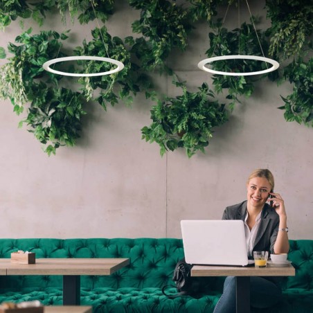 Lampé de plafond á LED Tango (28W)